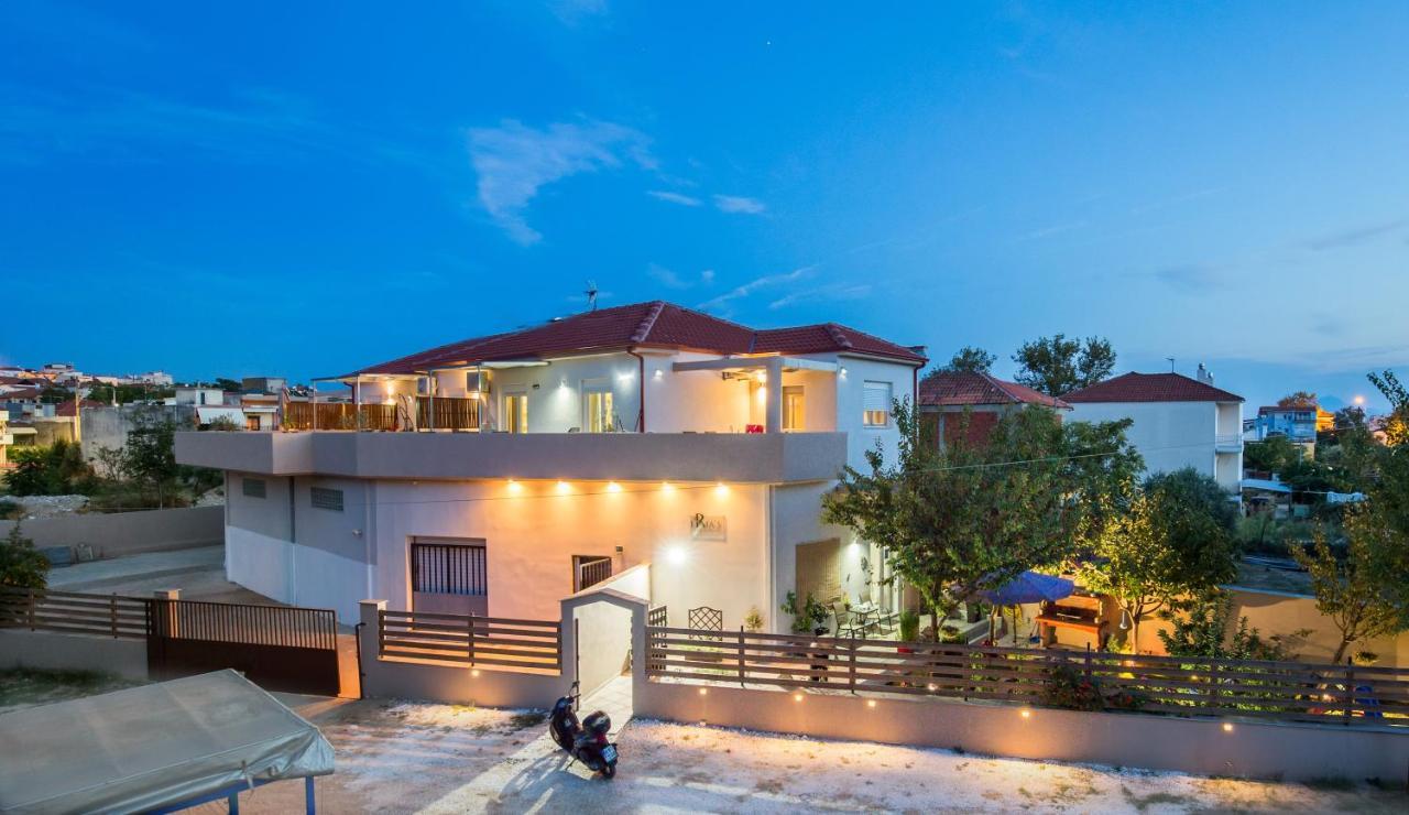 Iria'S Luxury Apartments 리메나리아 외부 사진