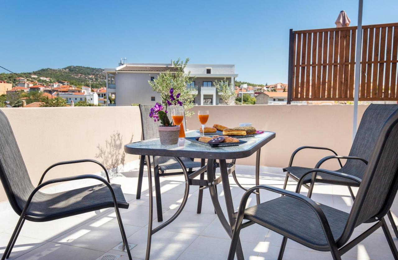 Iria'S Luxury Apartments 리메나리아 외부 사진