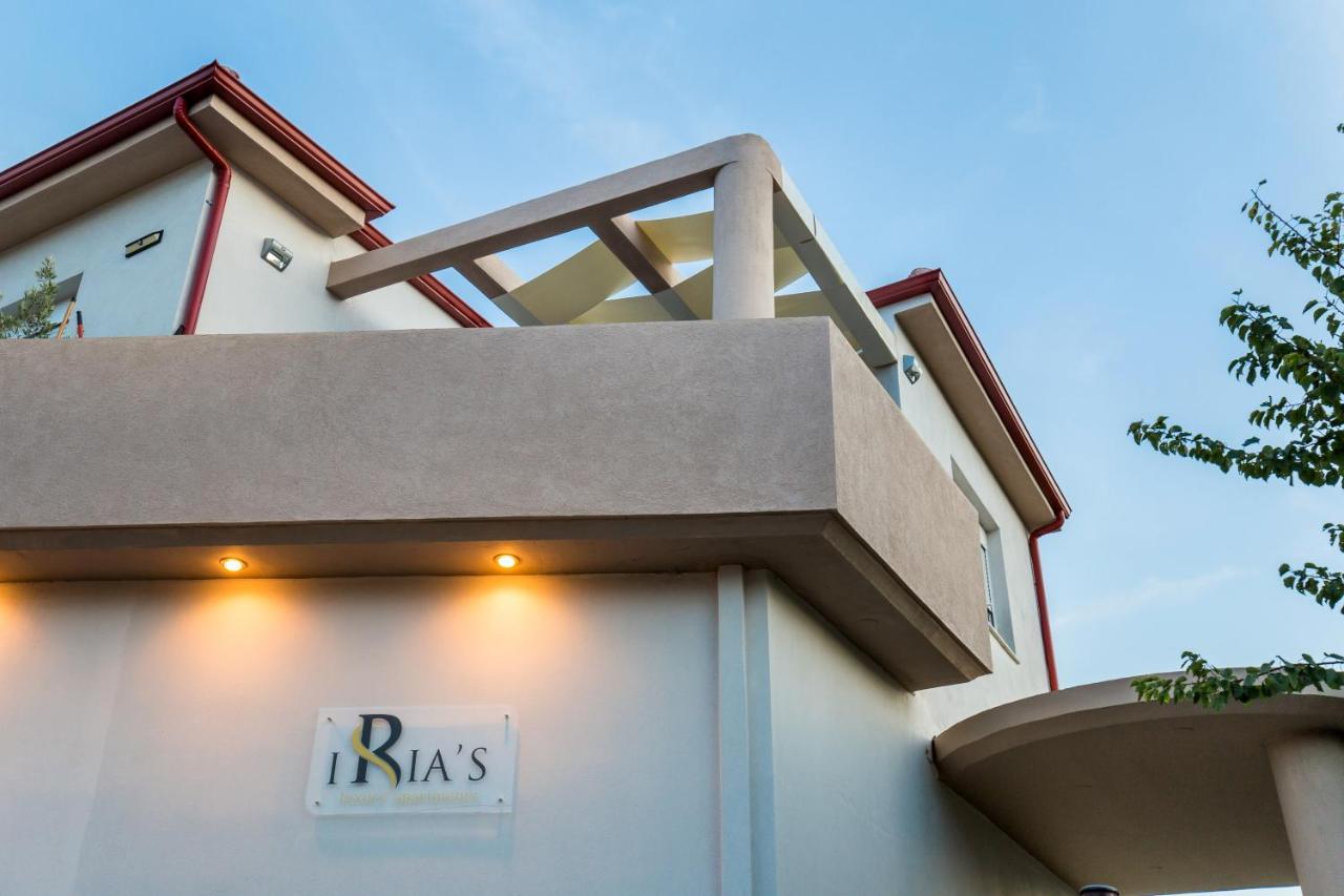 Iria'S Luxury Apartments 리메나리아 외부 사진